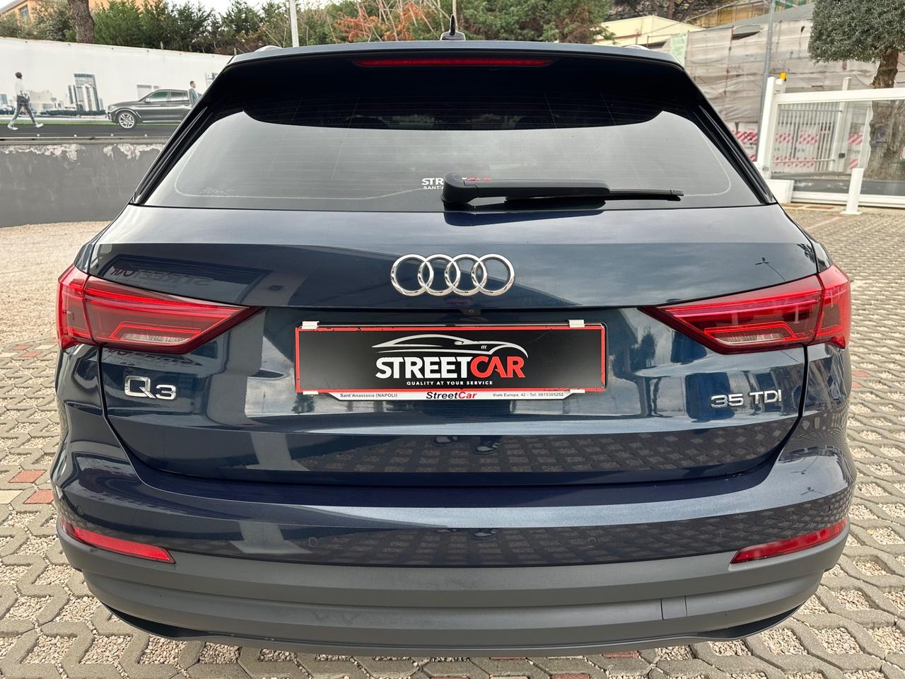 Audi Q3 35 TDI quattro Business Advanced