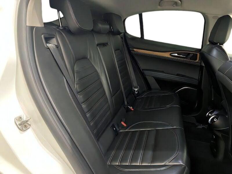 Alfa Romeo Stelvio 2.0 Turbo 280 CV AT8 Q4 First Edition
