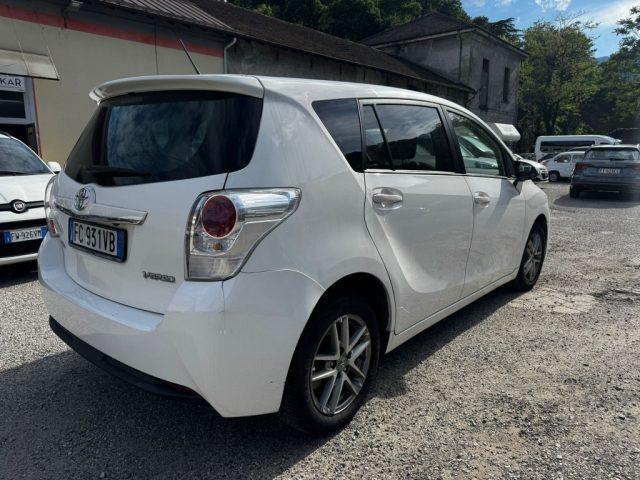 TOYOTA Verso 1.6 D-4D Active