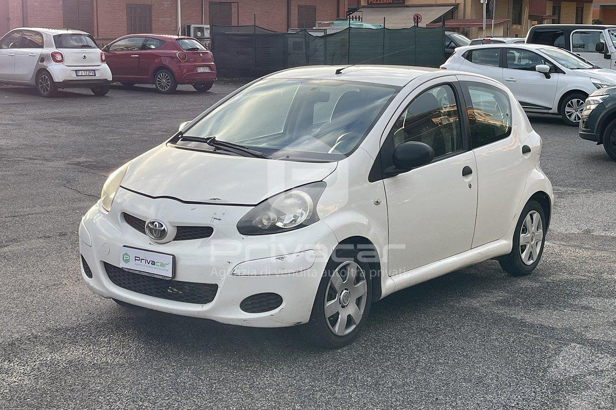 TOYOTA Aygo 1.0 12V VVT-i 5 porte Now Connect
