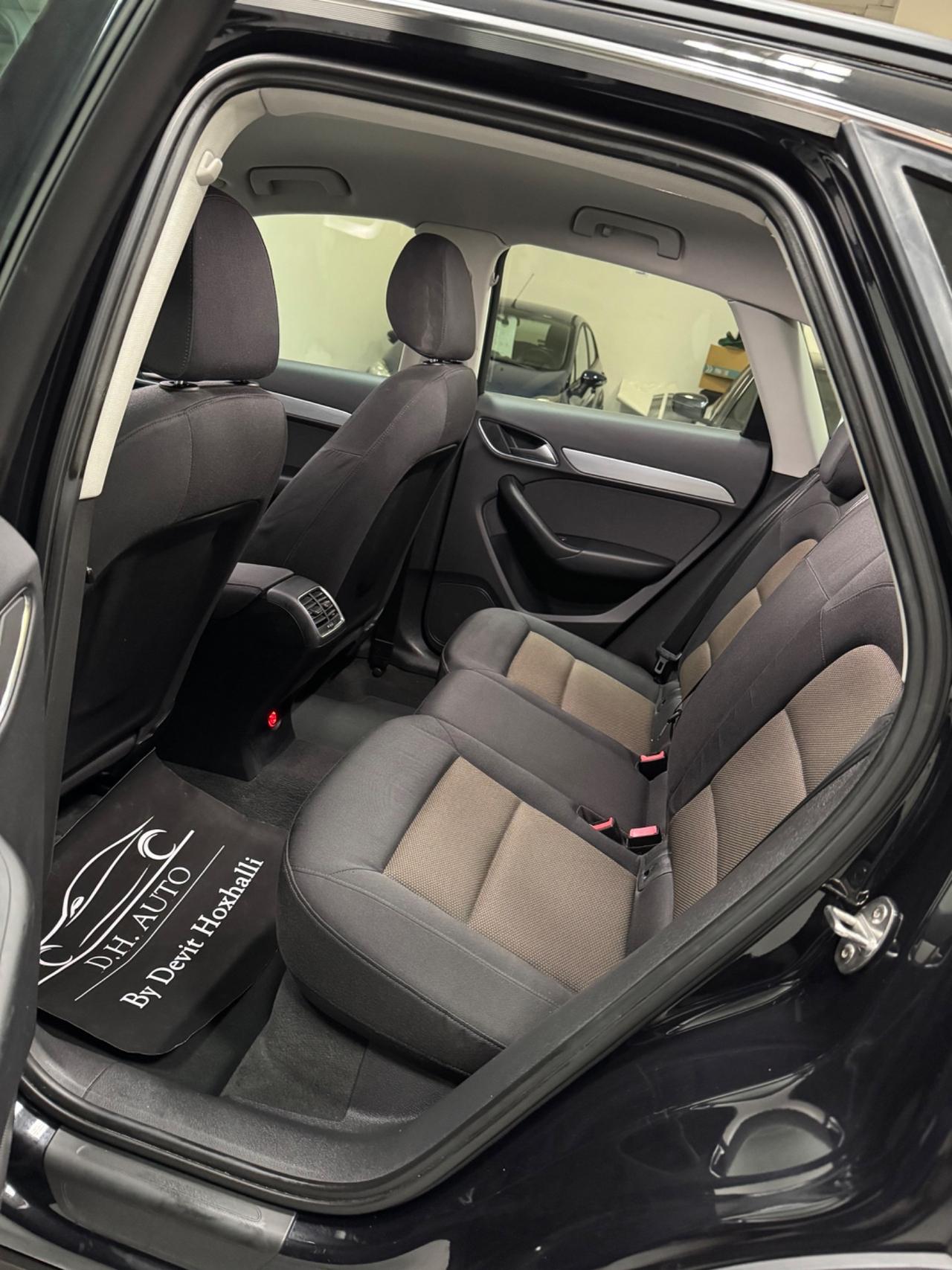 Audi Q3 2.0 TDI 177 CV quattro S tronic Business Plus