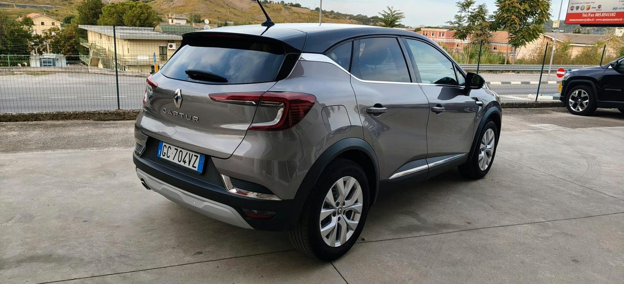 Renault Captur TCe 100 CV GPL Intens
