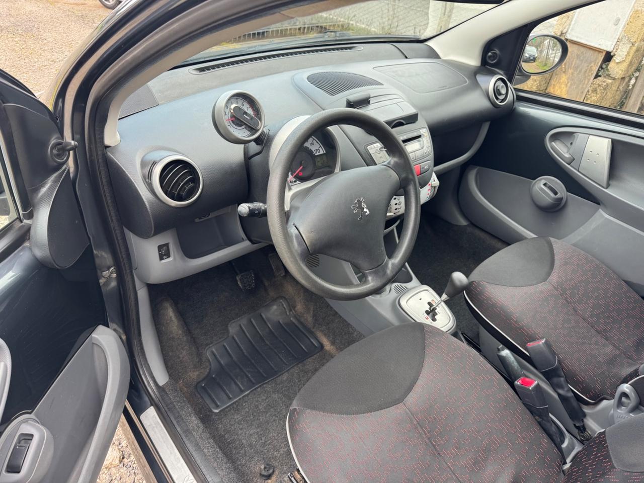 Peugeot 107 1.0 68CV 5p. Sweet Years 2Tronic NEOPATENTATI