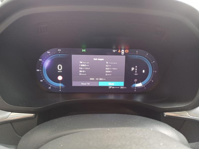 VOLVO XC60 B4 D AWD AUTOMATICO MOMENTUM SUV