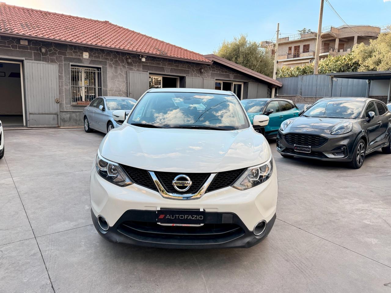 Nissan Qashqai 1.6 dCi 2WD Acenta Premium