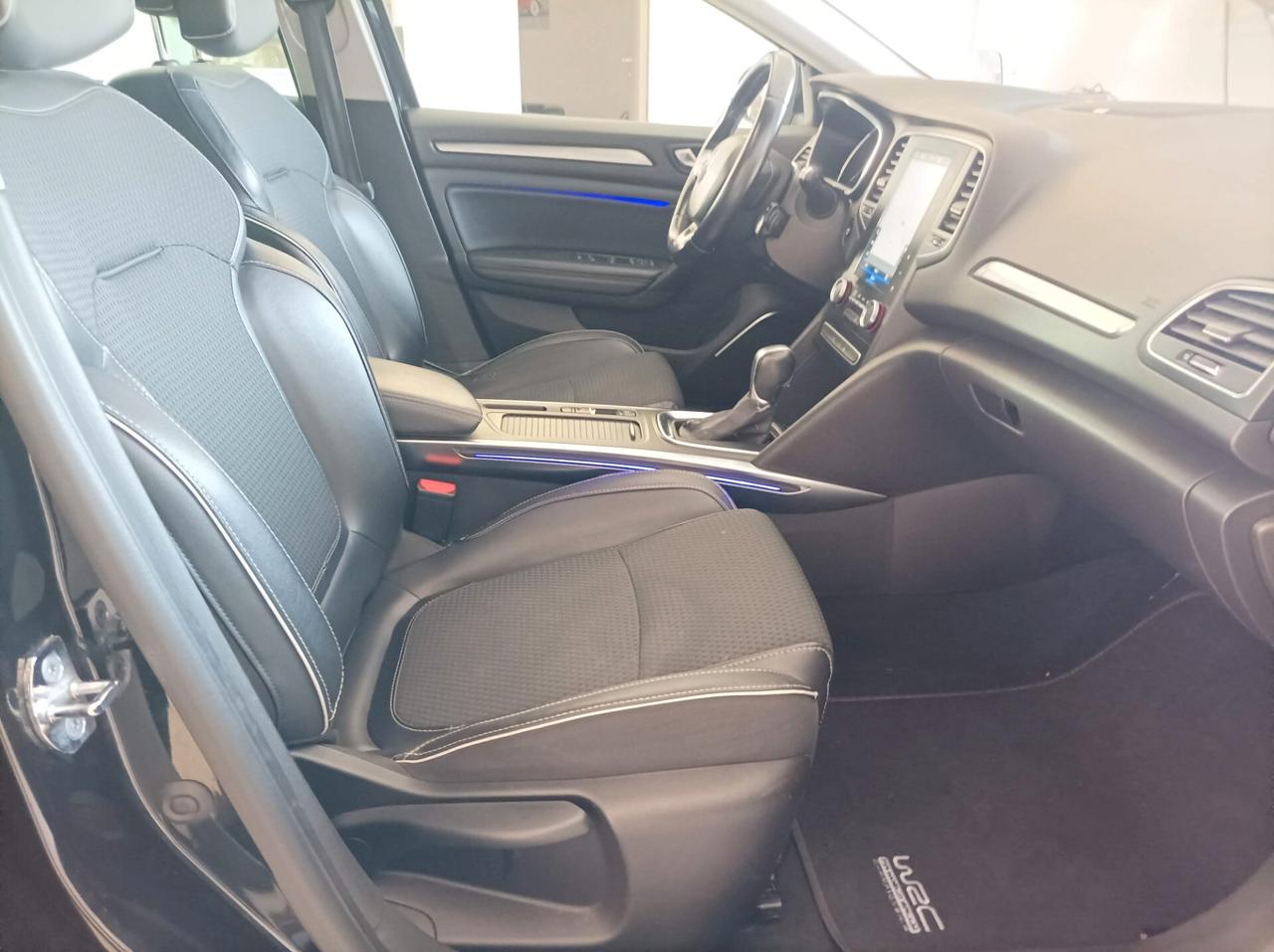 Renault Mégane dCi 8V 110 CV EDC Energy Intens