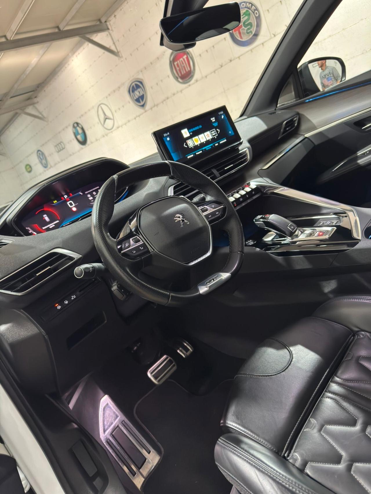 Peugeot 3008 BlueHDi 130 S&S EAT8 Active Pack