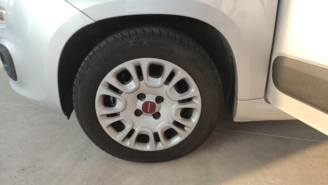 Fiat Panda 1.2 Lounge NEOPATENTATI - 2016