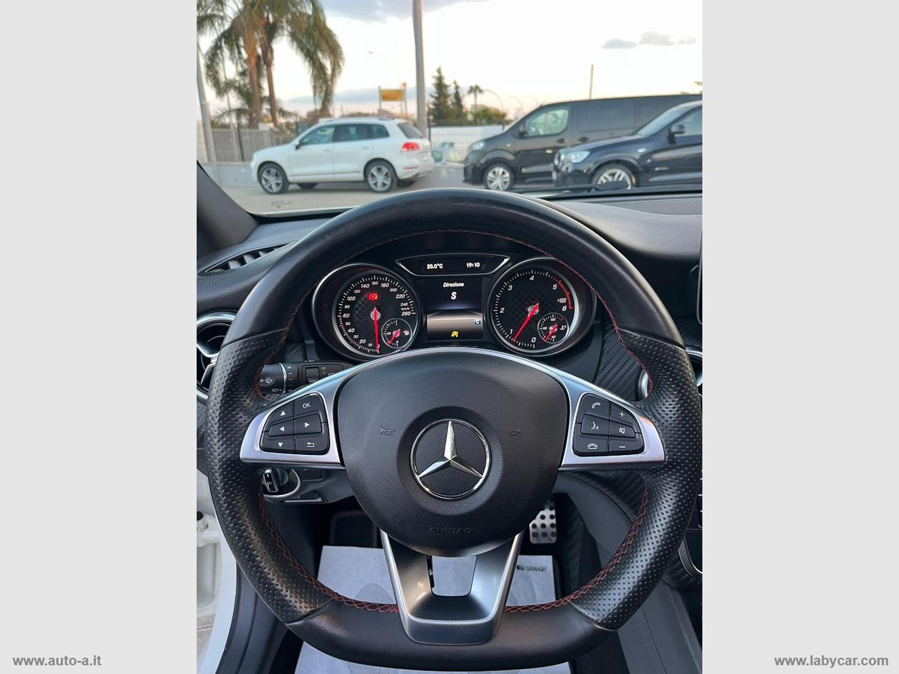 MERCEDES-BENZ A 200 d Premium