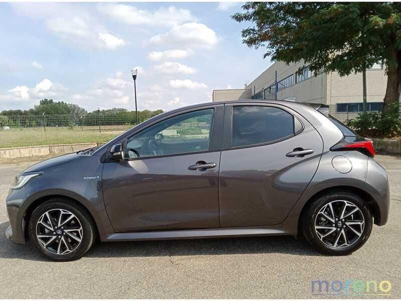 Toyota Yaris 1.5 hybrid Lounge