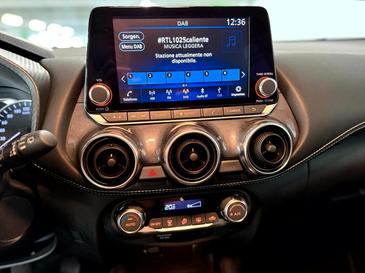 Nissan Juke 1.0 DIG-T 114 CV N-Connecta