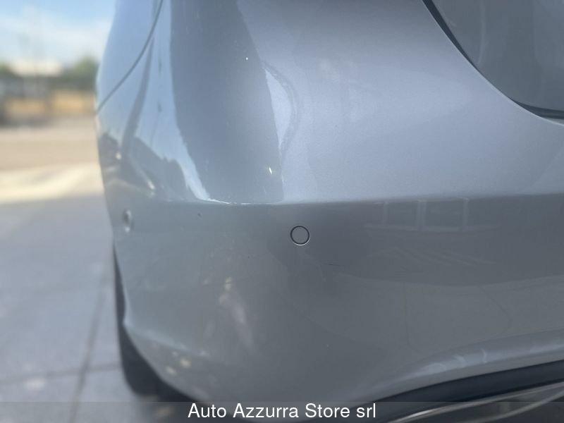 Mercedes-Benz Classe A A 220 d Business 177cv auto *17'', HARMAN KARDON, PROMO AZZURRA*