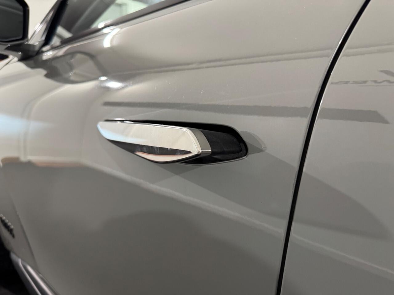 DS 4 E-Tense 225 Cross Trocadero CRUISE ADATTIVO, SENSORI ANT, POST & RETROCAMERA, MANIGLIE A SCOMPA