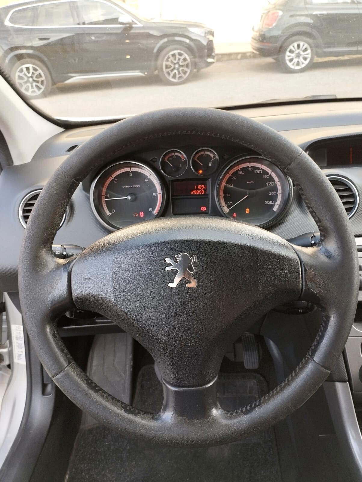 Peugeot 308 2.0 HDi 5p. Tecno