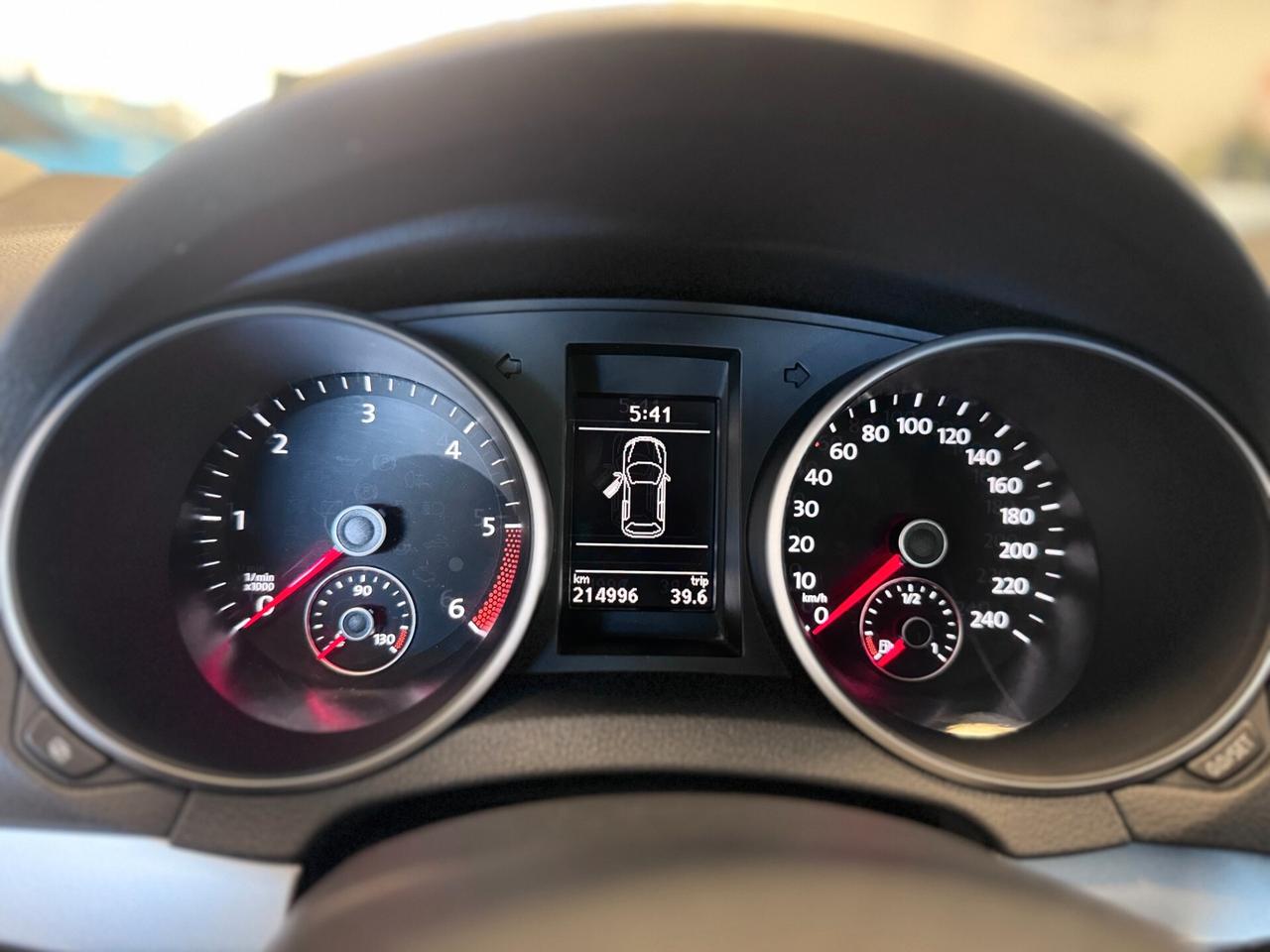 Volkswagen Golf 1.6 TDI DPF 5p. Highline