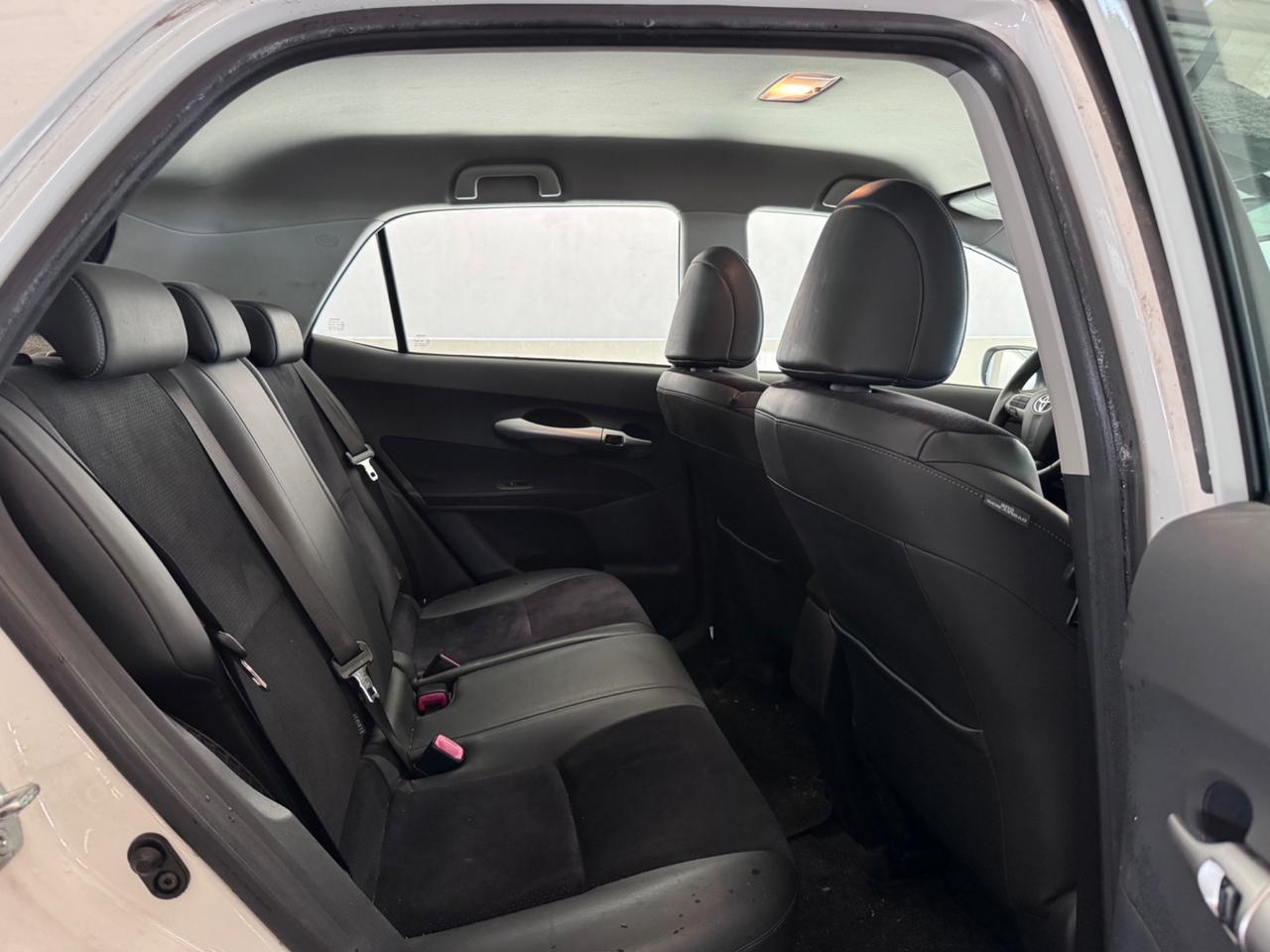 TOYOTA AURIS 1.8 HSD HYBRID STYLE