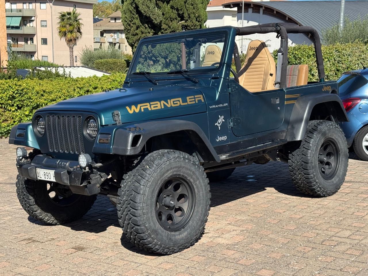 Jeep Wrangler 2.5 cat Soft top (EU)