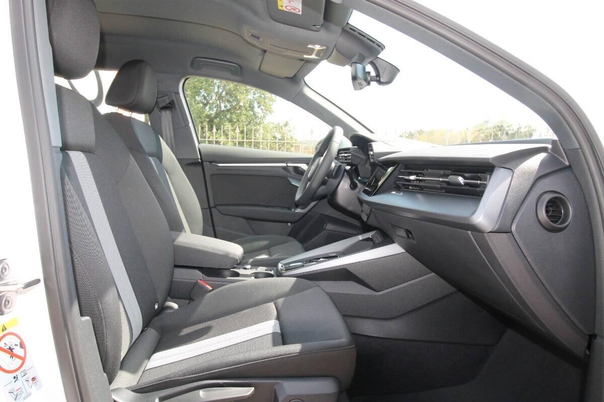 Audi A3 Allstreet 1.5 tfsi mhev Business Advanced 150cv Km0 09.2026