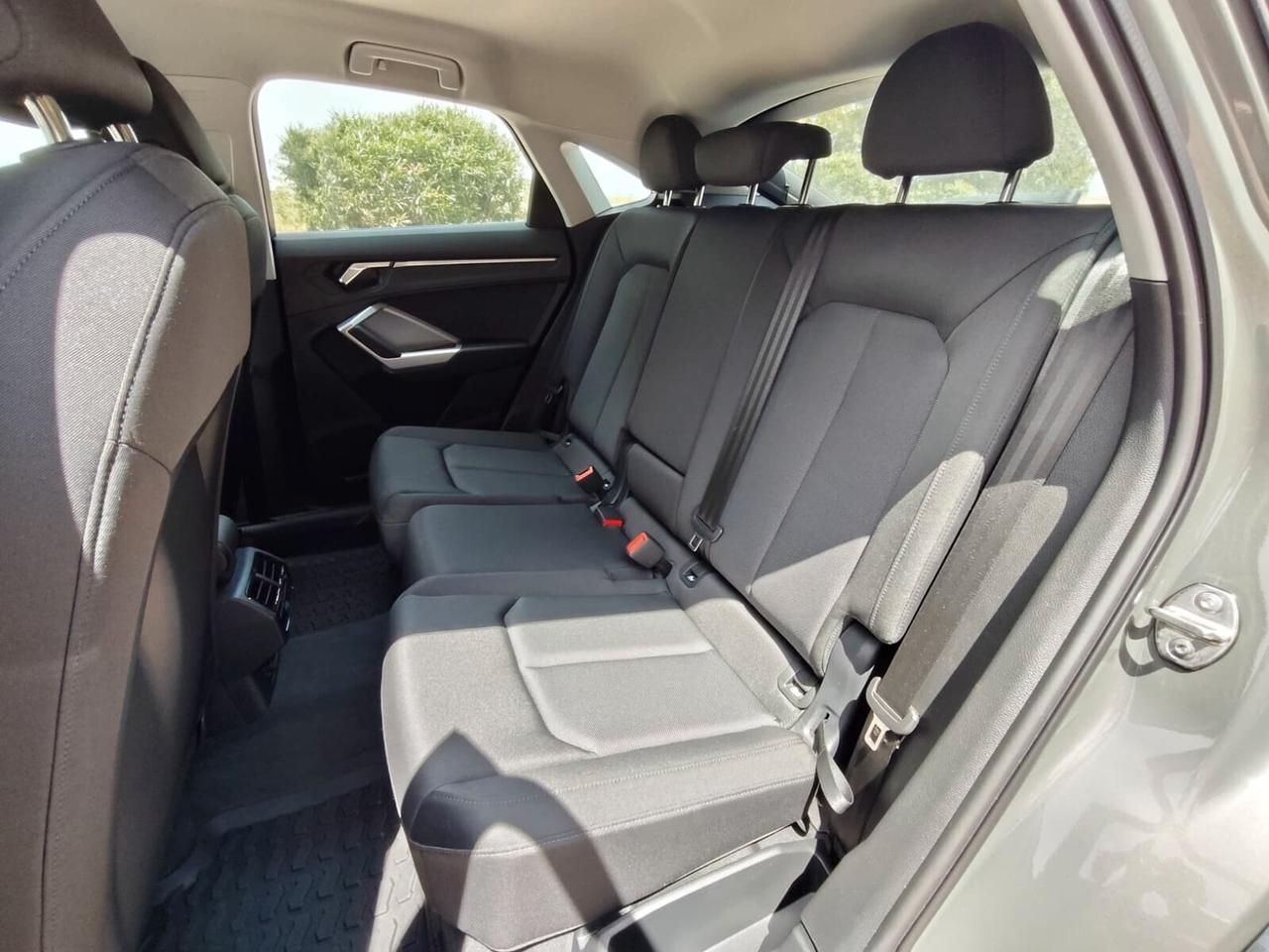 Audi Q3 SPB 35 TDI S tronic Business Plus