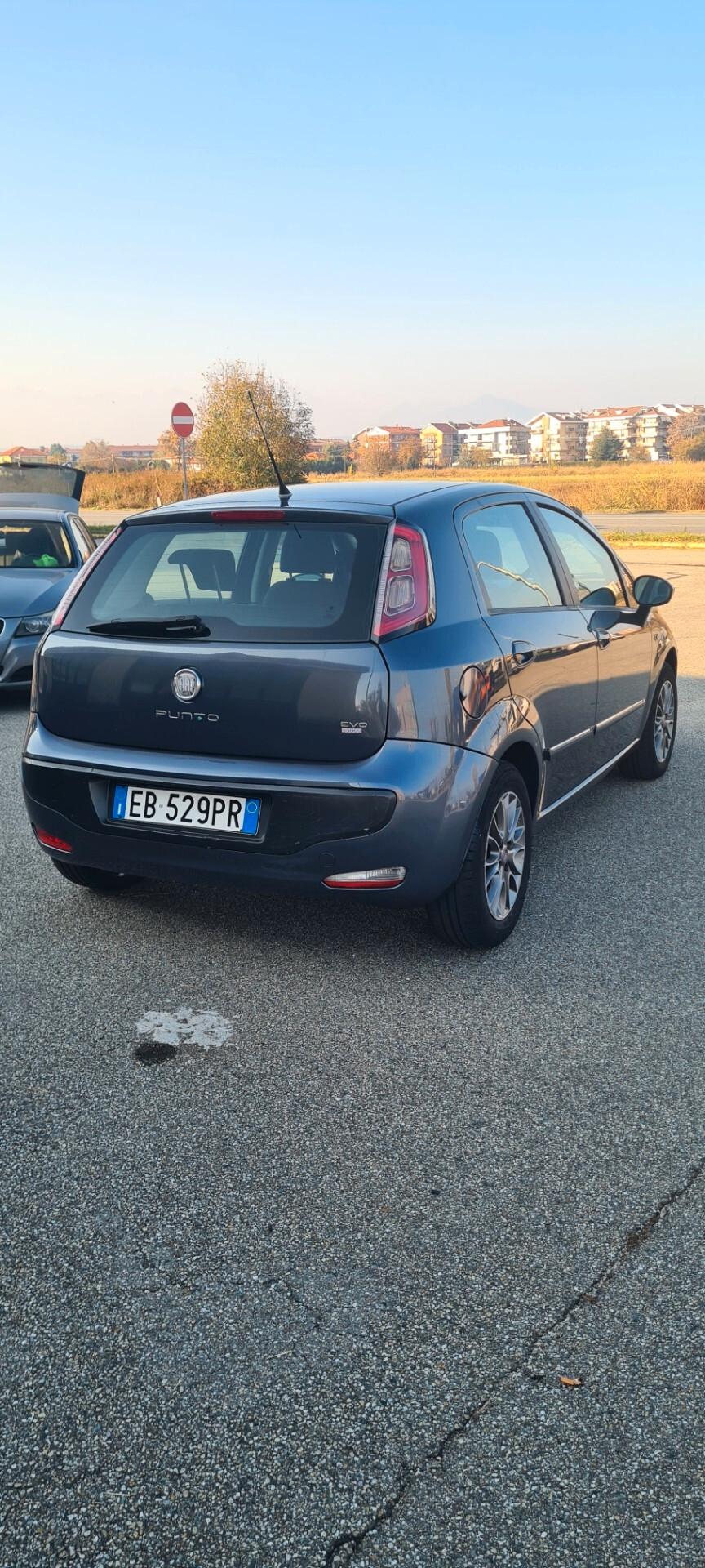 Fiat Punto Evo 1.4 5 porte Blue&Me EasyPower