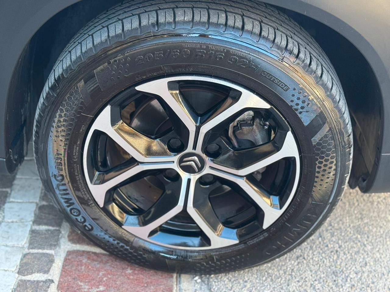 Citroen C3 Aircross BlueHDi 120 S&S EAT6 Shine Pack