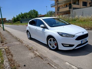 Ford Focus 1.5 TDCi 120 CV Start&Stop ST Line