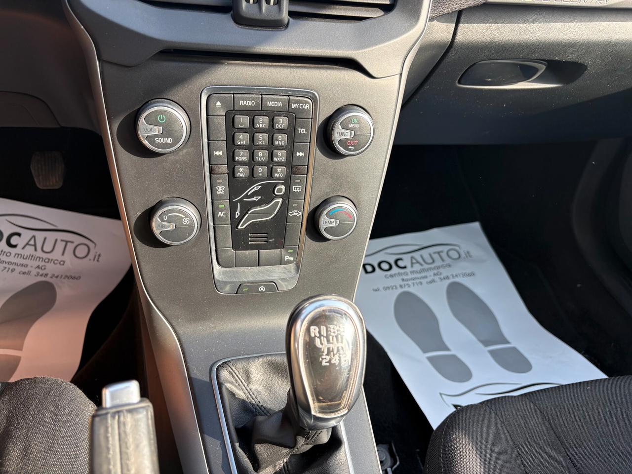 Volvo V40 Cross Country D2 1.6 Momentum