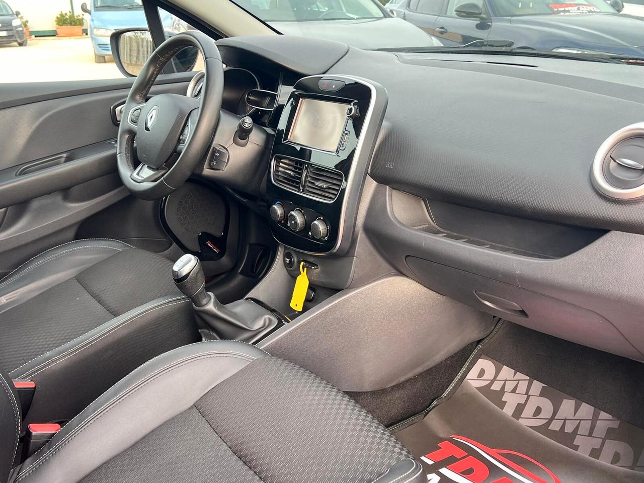 Renault Clio 1.2 75 CV 5 porte Duel2