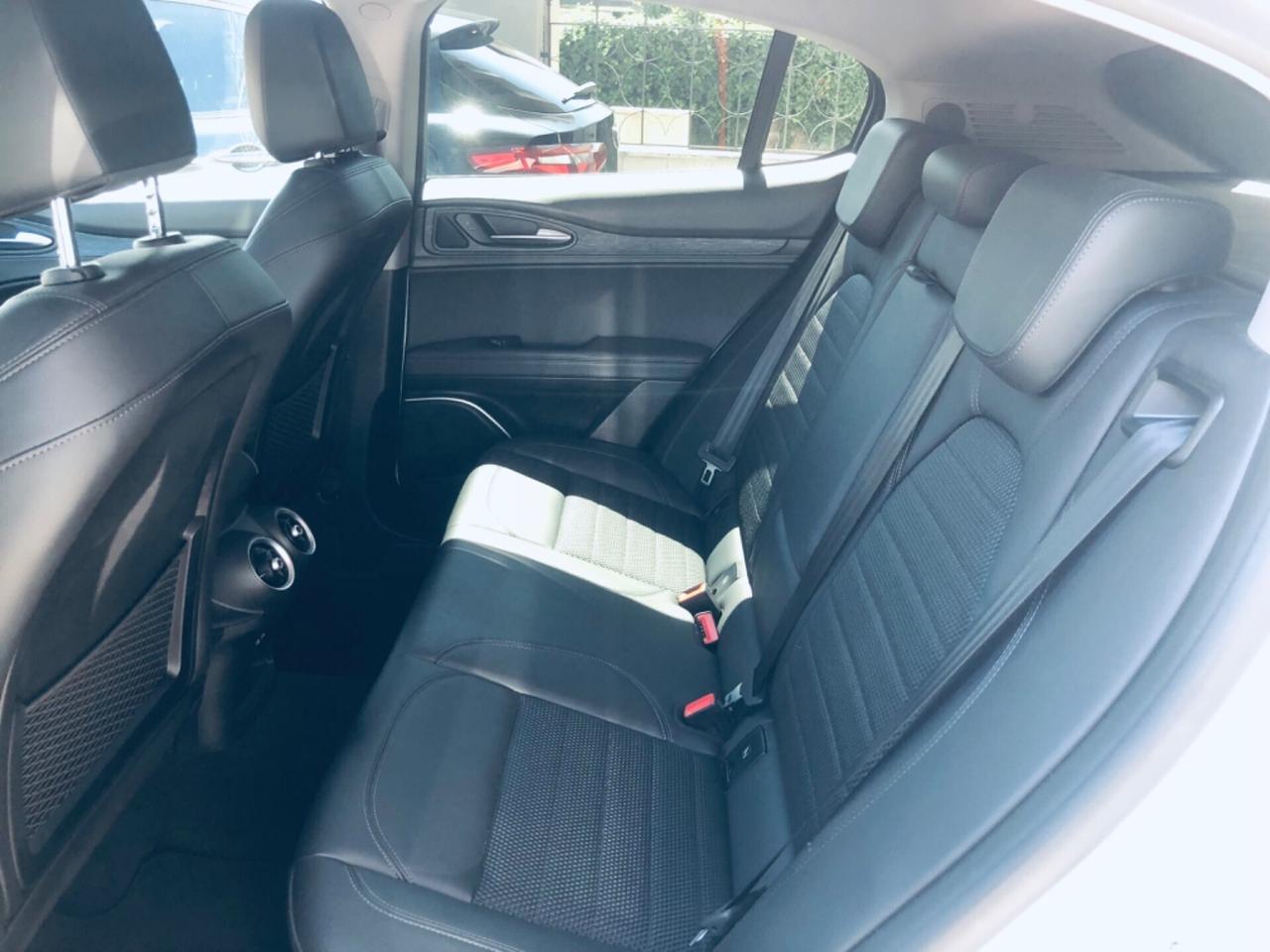 Alfa Romeo Stelvio 2.2 Turbodiesel 190 CV AT8 Q4 E