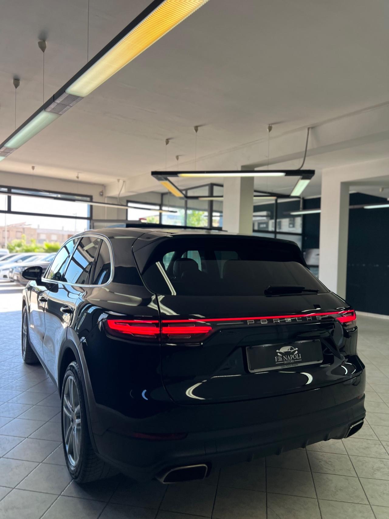 Porsche Cayenne 3.0 V6