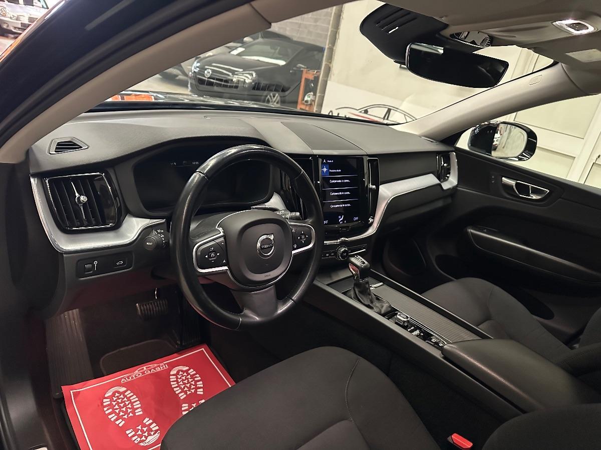 VOLVO - XC60 - D4 Geartronic Momentum Pro