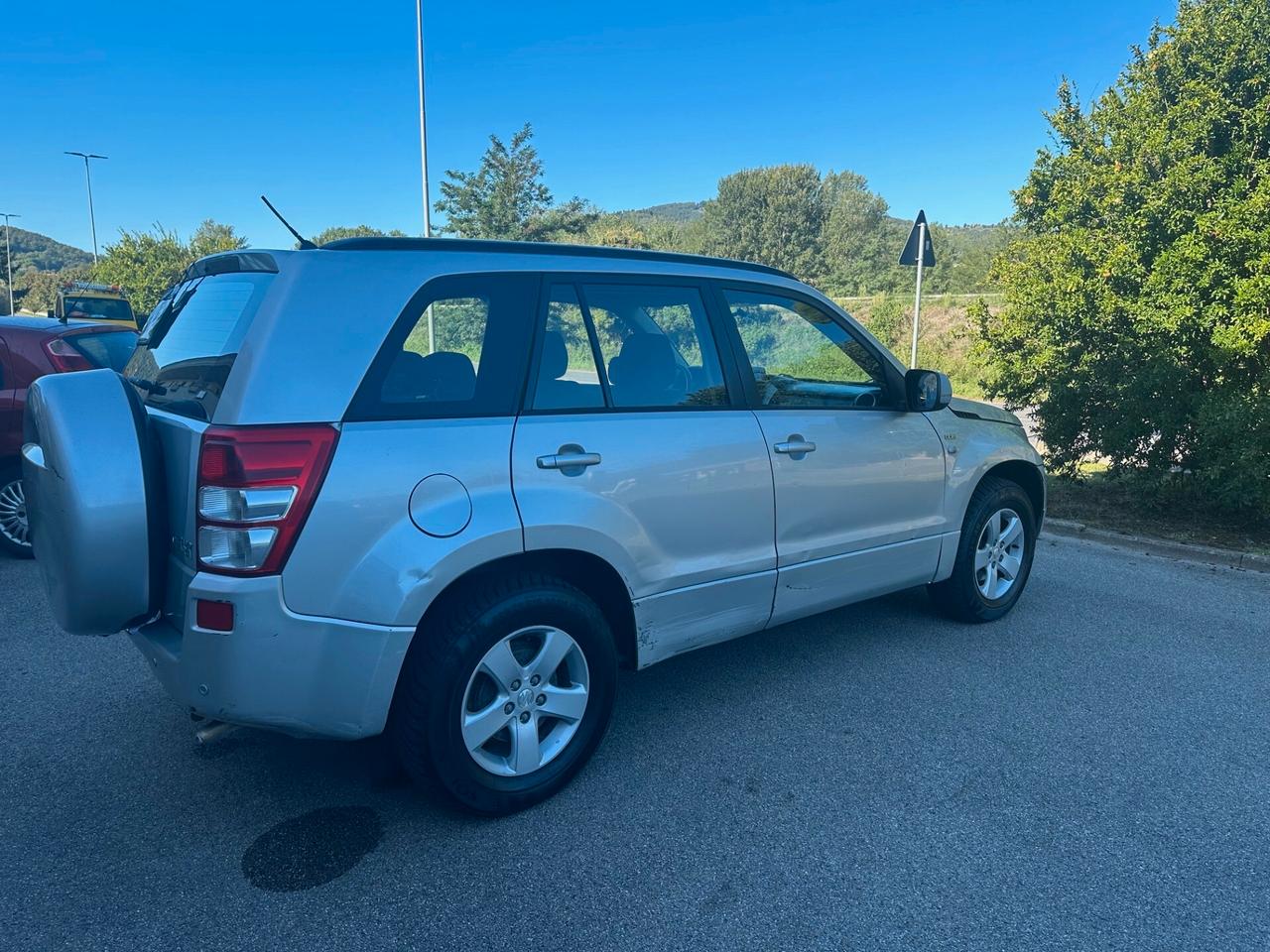 Suzuki Grand Vitara 1.9 DDiS 5 porte