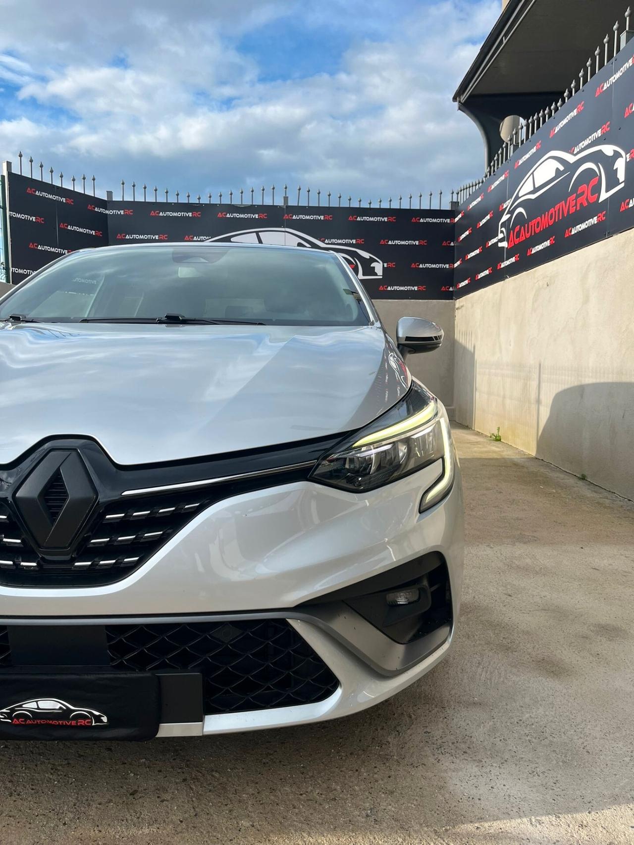 Renault Clio Full Hybrid E-Tech 140 CV 5 porte R.S. Line