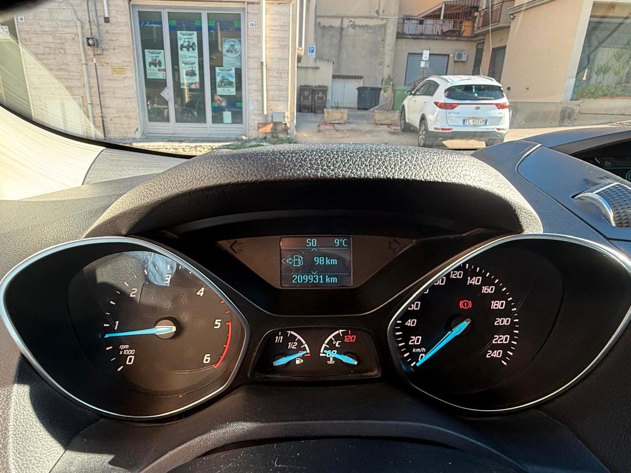 Ford Kuga 2.0 TDCI 120 CV S&S 2WD Titanium