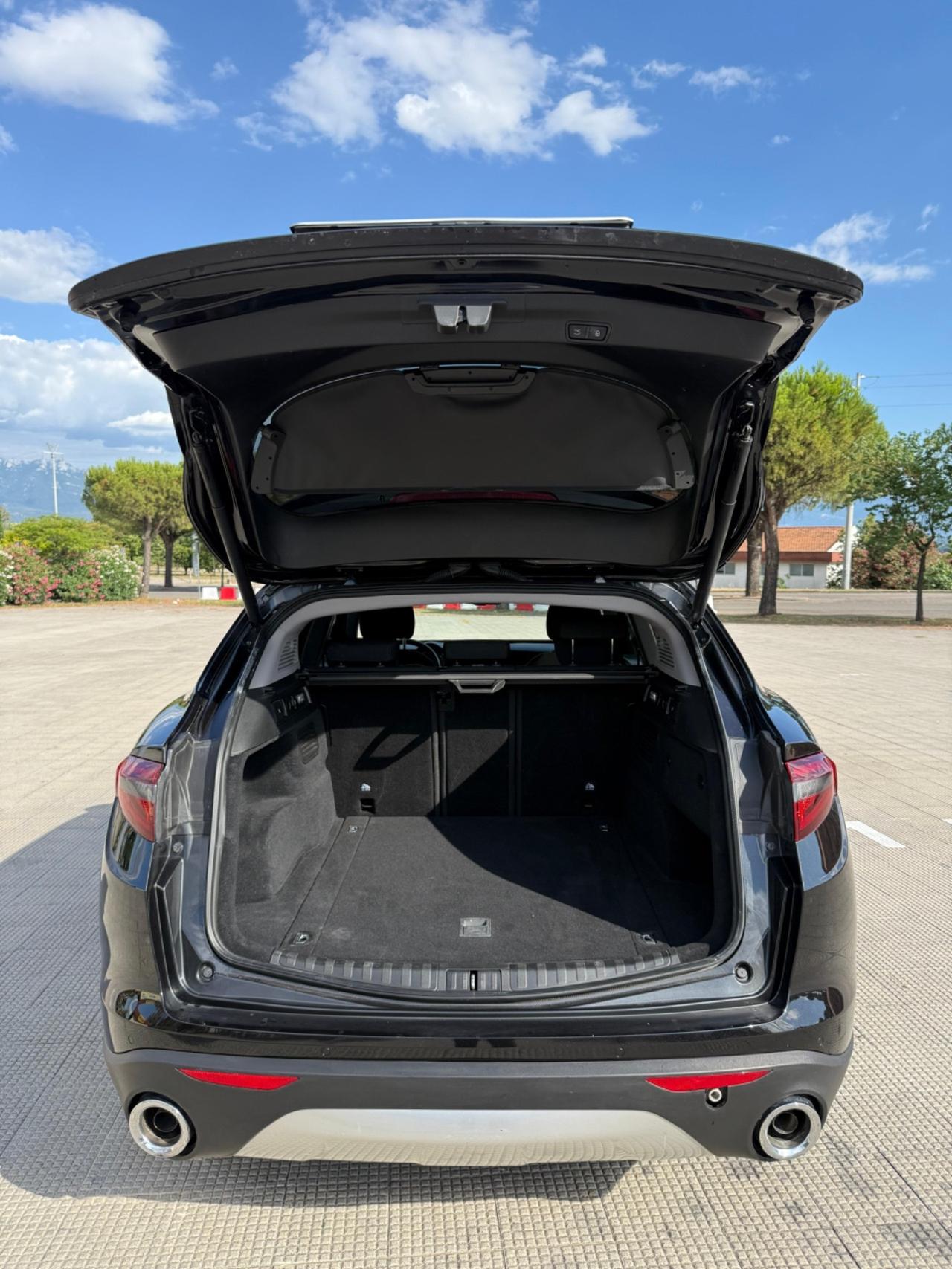Alfa Romeo Stelvio 2.2 Turbodiesel 190 CV AT8 RWD Super