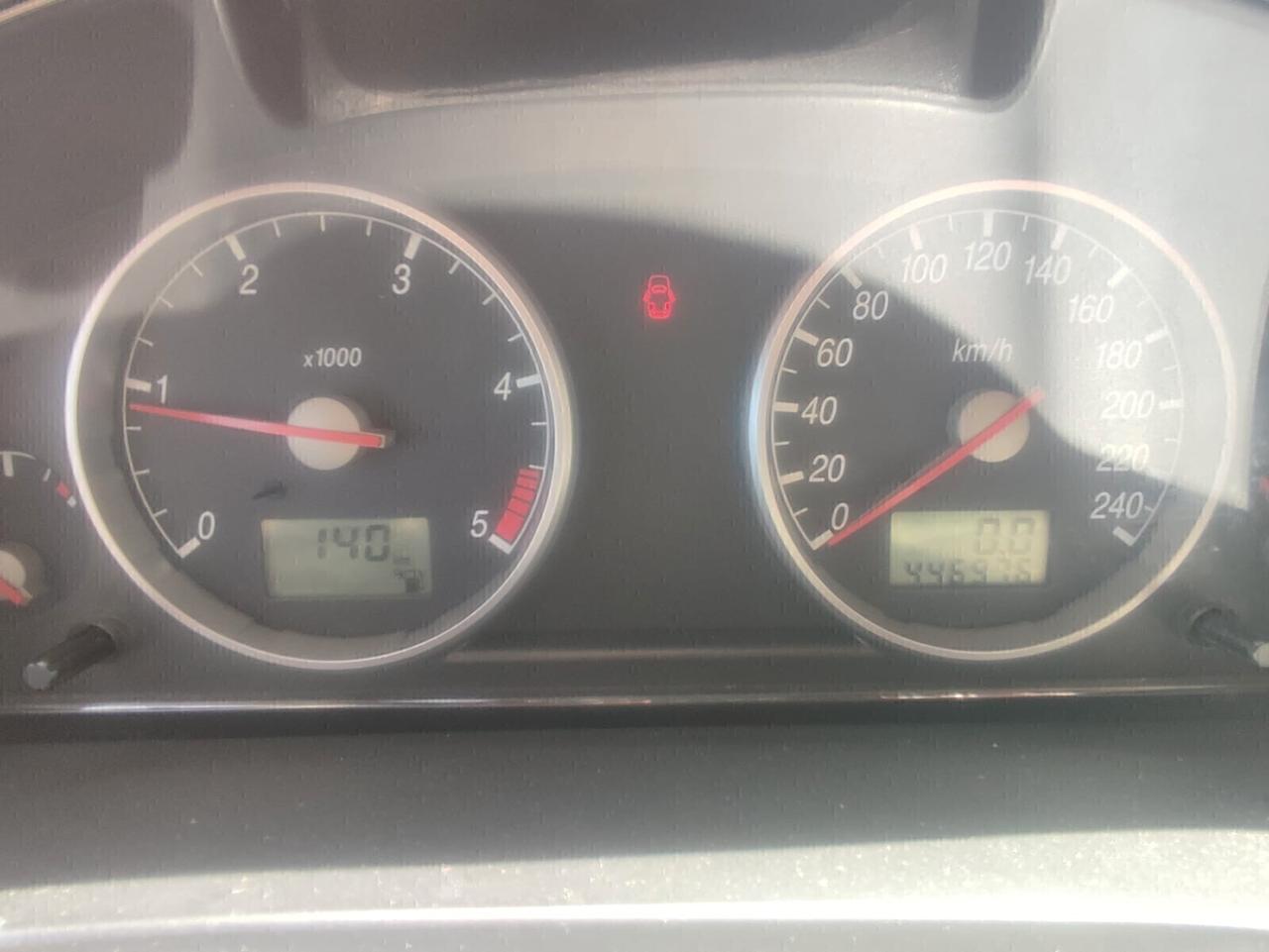 Ford Mondeo 2.0 TDDi cat 4p. Ghia