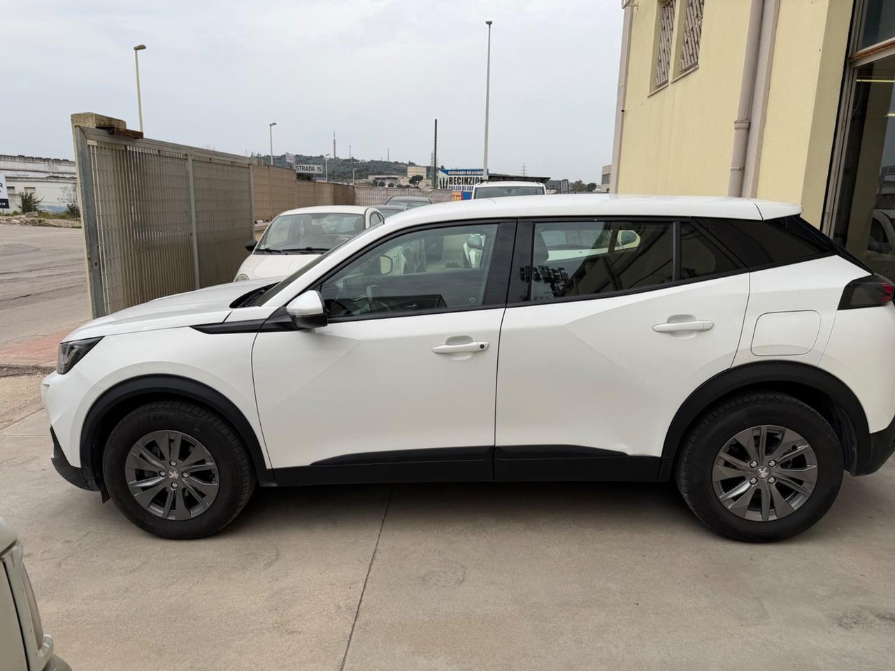 Peugeot 2008 1.5 diesel 100cv 2020