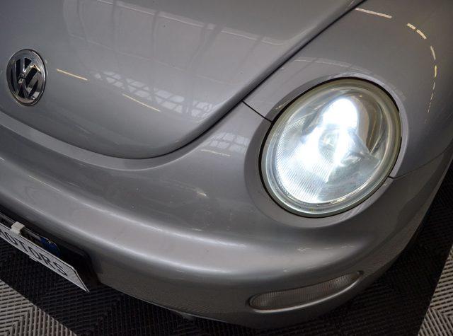 VOLKSWAGEN New Beetle 1.4 16V Cabrio
