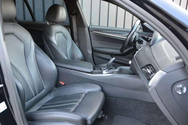BMW 530 Touring LCI 530d Touring mhev 48V Msport auto