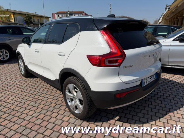VOLVO XC40 D3 Geartronic Momentum