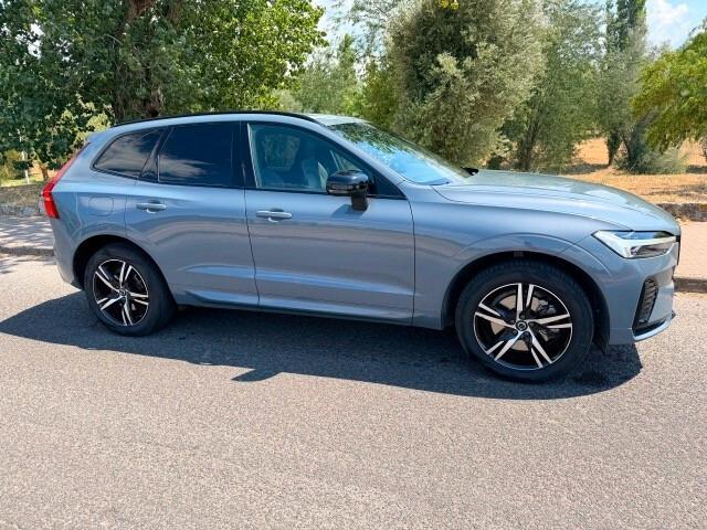 Volvo XC 60 XC60 B4 (d) AWD automatico Ultimate Dark N1
