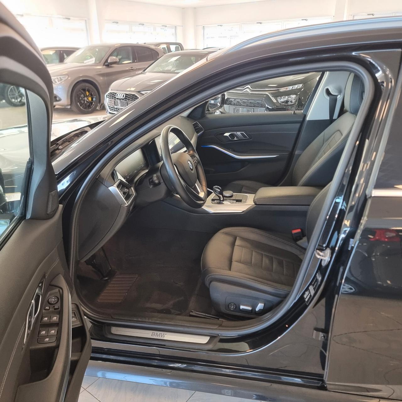 Bmw 318d 48V Touring Luxury - Pelle - Navy