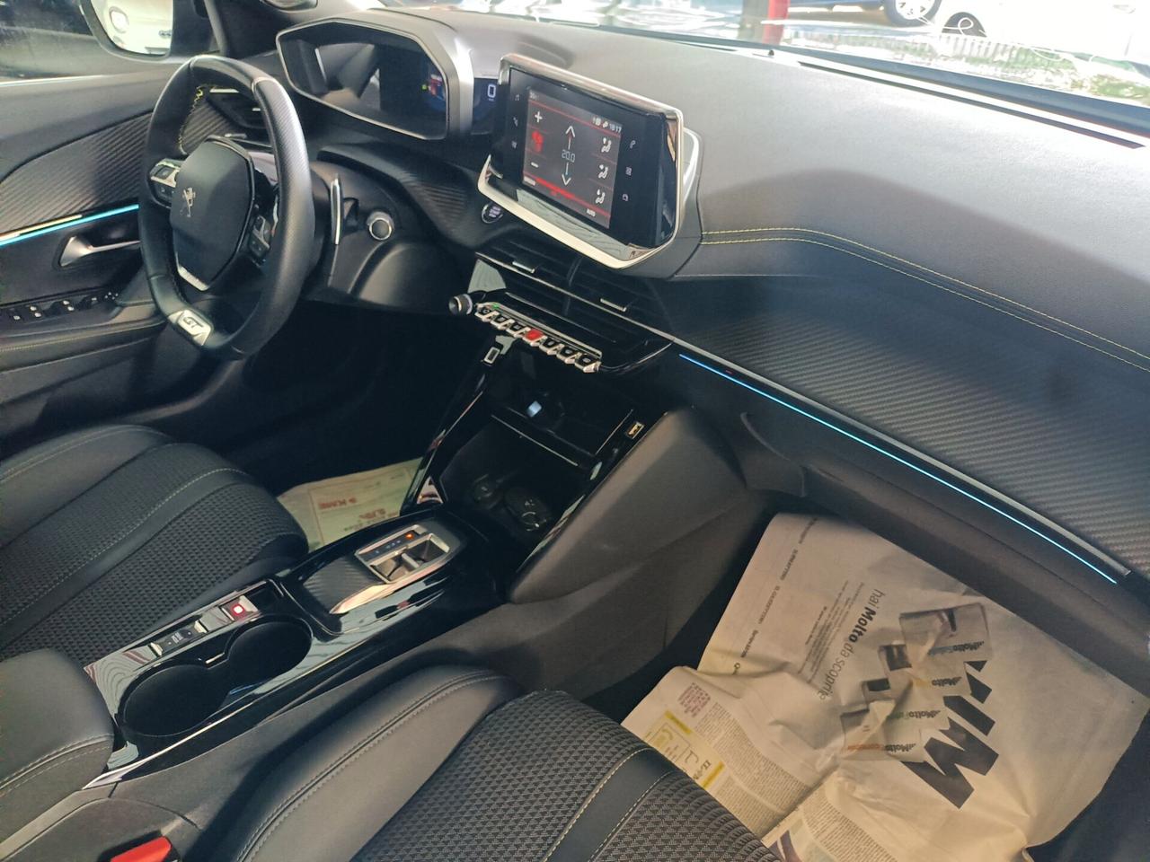 Peugeot 2008 BlueHDi 130 S&S EAT8 GT