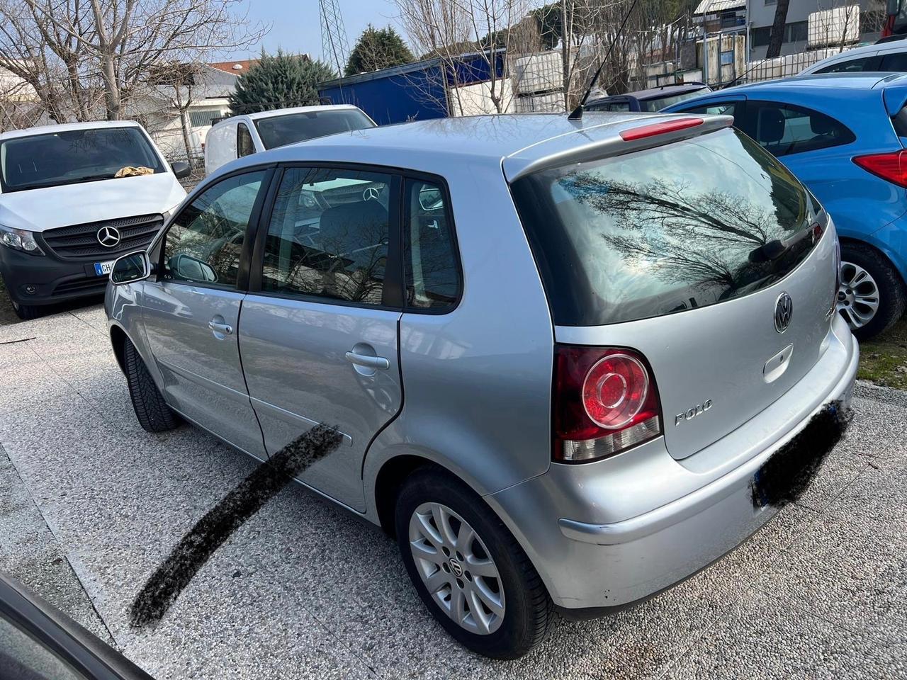 Volkswagen Polo 1.4/80CV TDI 5p. Sportline