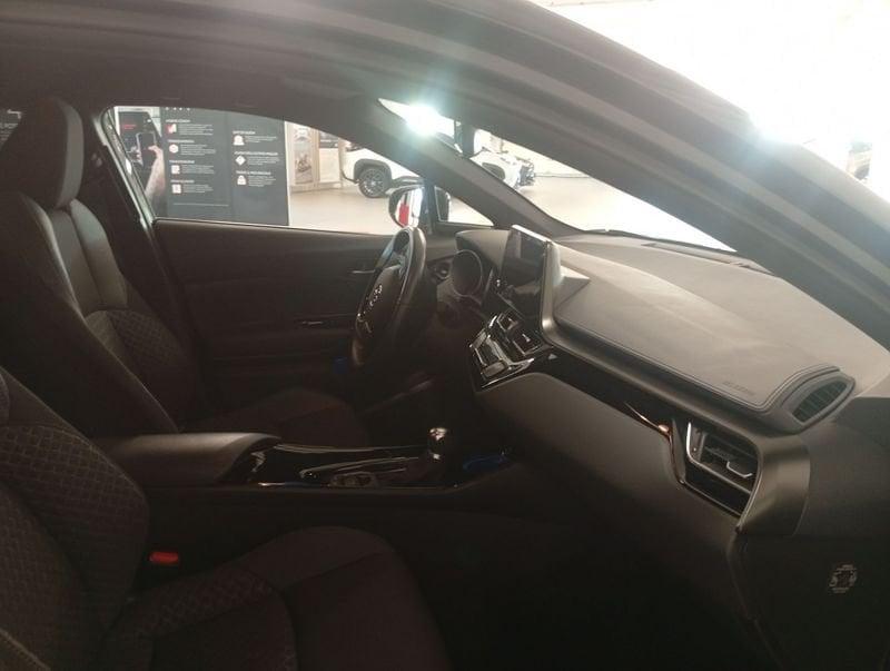 Toyota C-HR C-HR 1.8 Hybrid E-CVT Trend