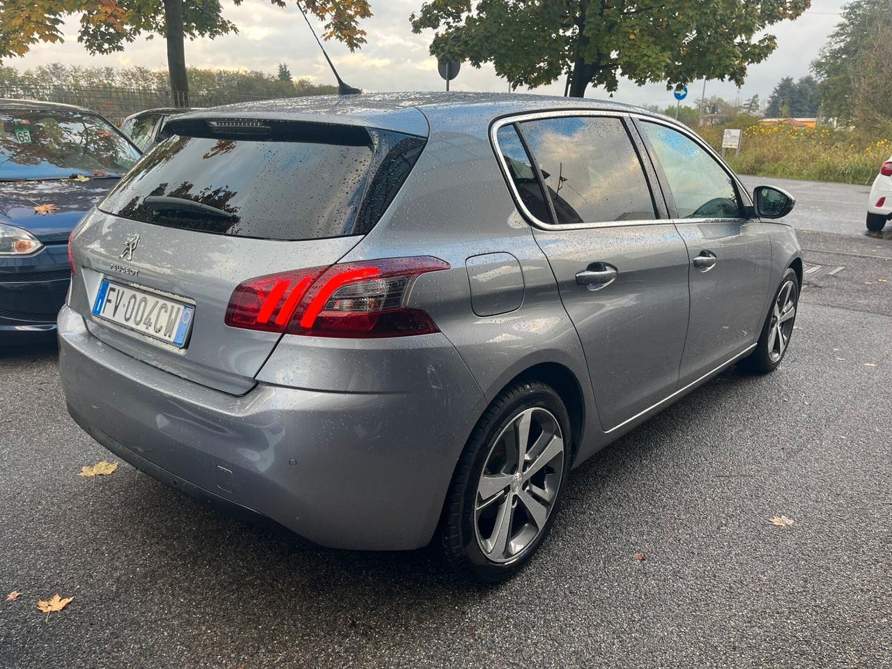Peugeot 308 PureTech Turbo 130 S&S Allure