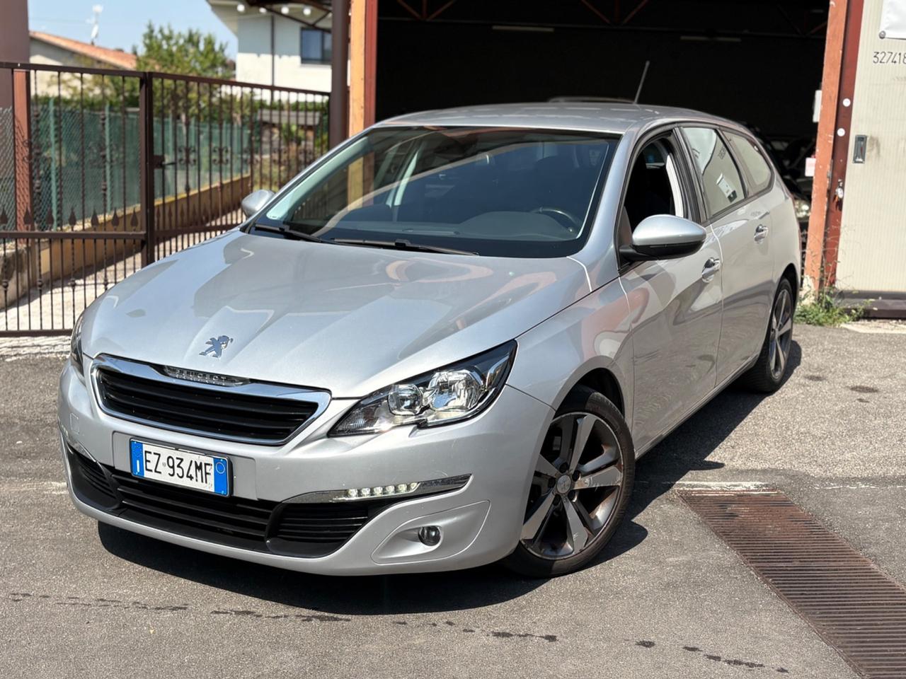 Peugeot 308 1.6 e-HDi 115 CV StopeStart SW GT Line