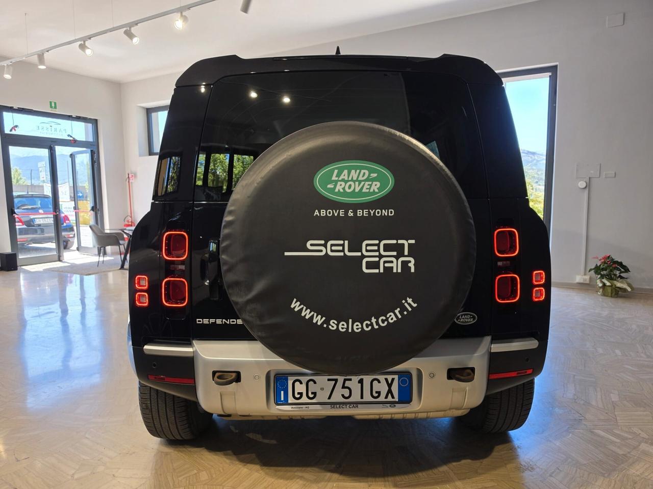 Land Rover Defender VII 110 3.0d i6 mhev SE awd 200cv