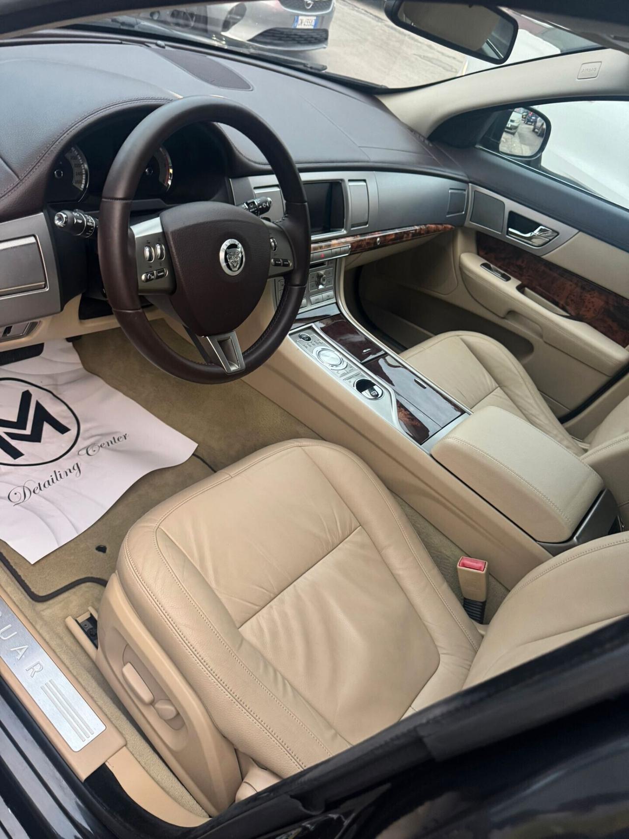 Jaguar XF 3.0 D V6