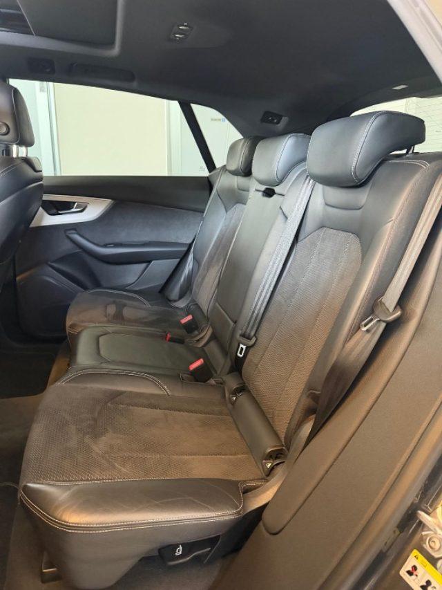AUDI Q8 50 TDI 286 CV quattro tiptronic S LINE //TETTO//